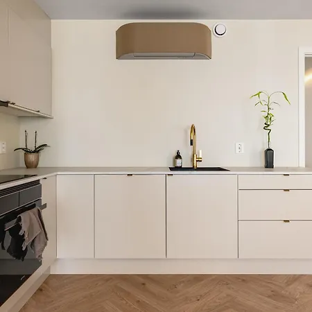 Dinbnb I Luxury Behind Bryggen I Renovated 2024 아파트 *