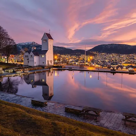 아파트 Dinbnb I Luxury Behind Bryggen I Renovated 2024