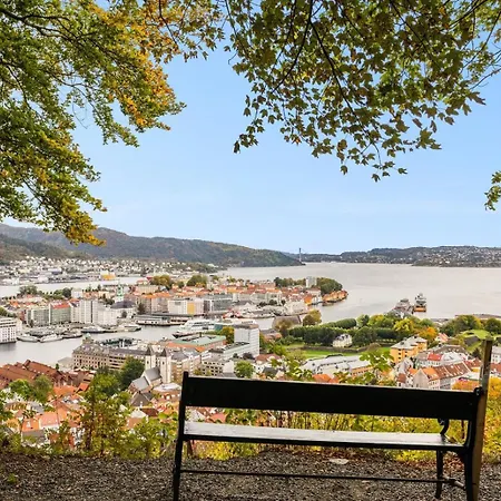 Apartment Dinbnb I Luxury Behind Bryggen I Renovated 2024